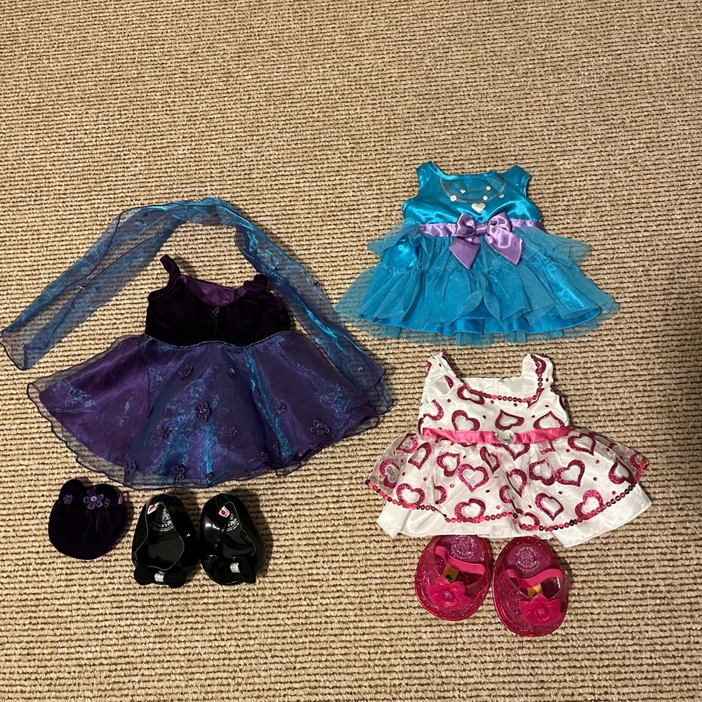 Build-a-bear dress bundle
